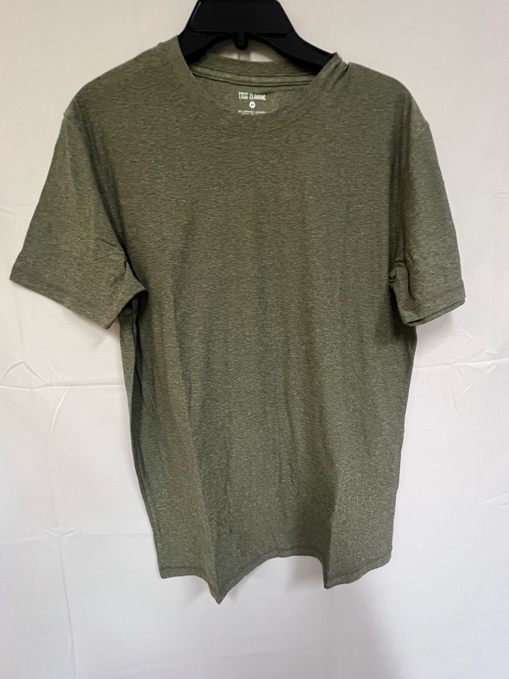 NEW TRUE CLASSIC MENS CREW NECK T-SHIRT size: M